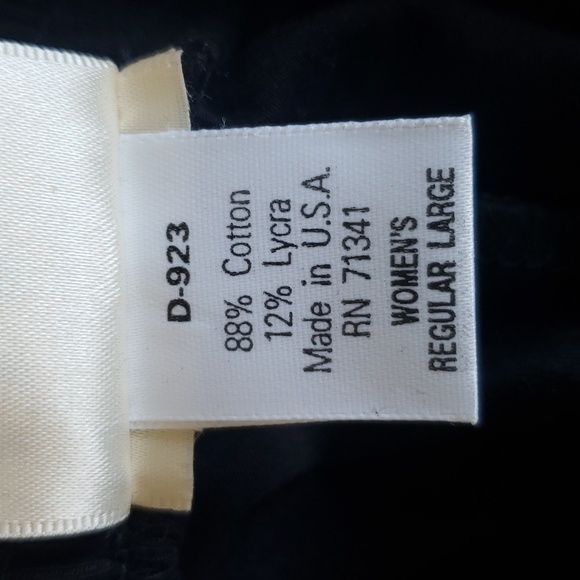 L.L.Bean Womens Pull On Cuffed Pants - Picture 7 of 7